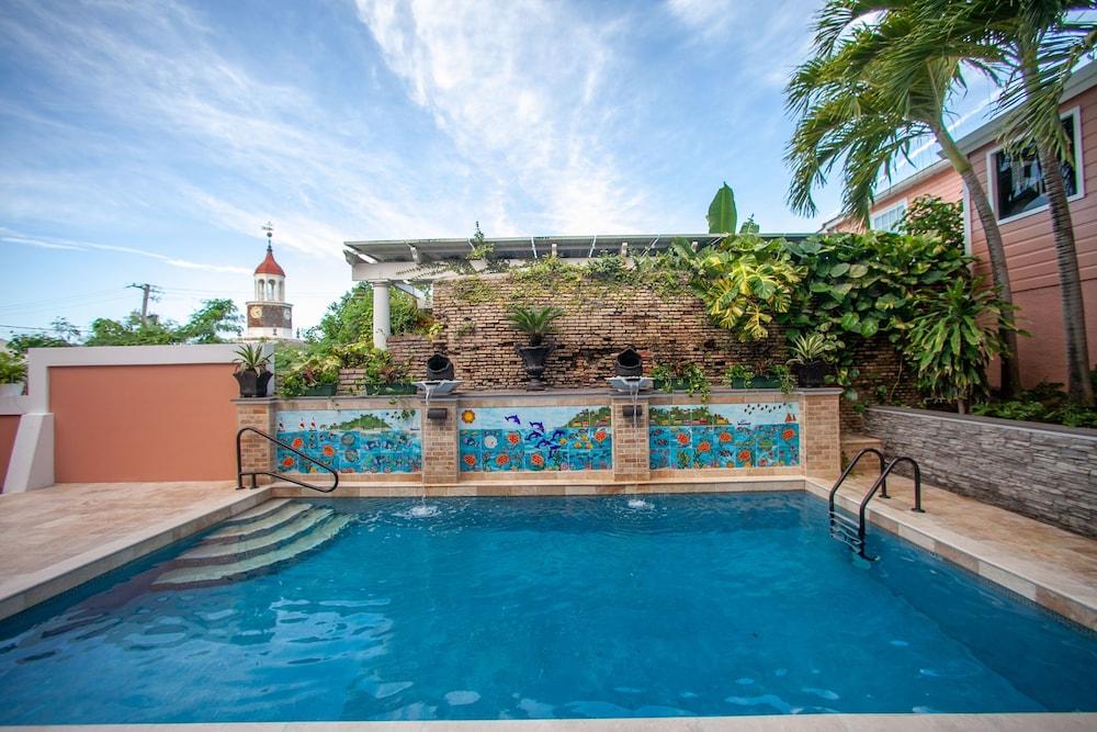Отель Company House Кристианстед Экстерьер фото